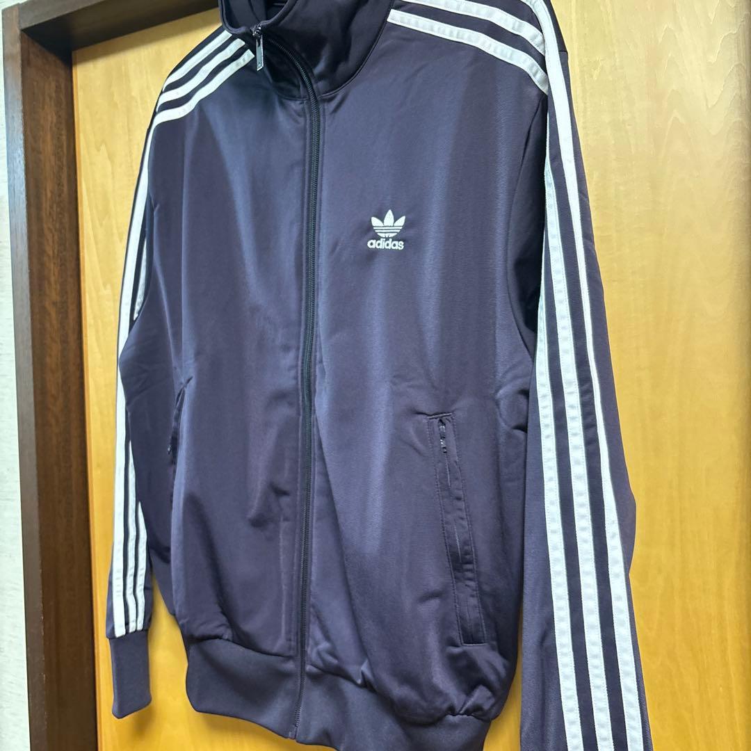アディダスオリジナルス　トラックジャケット