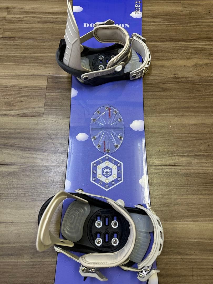 スノーボード DORAEMON 140cm ビンディングSALOMON XS