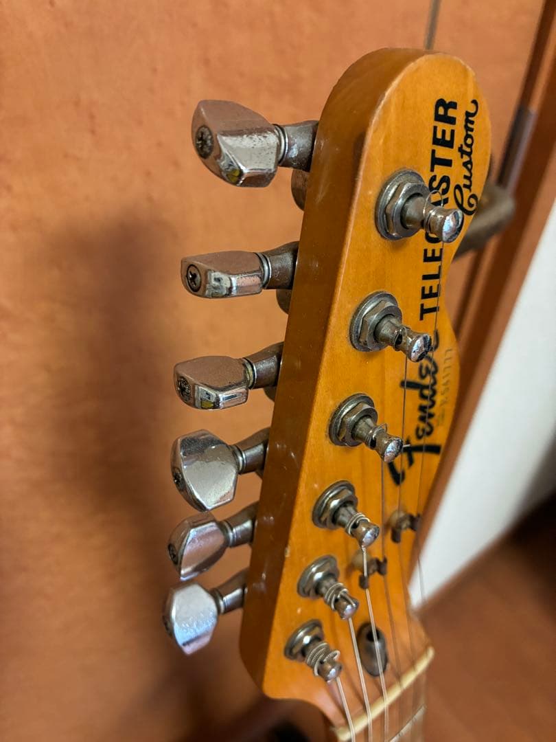 Fender Japan telecaster custom Eシリアル