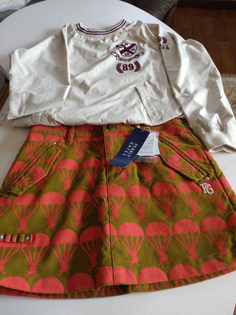 値下げしました。パーリーゲイツスカート、スニード、セットアップ