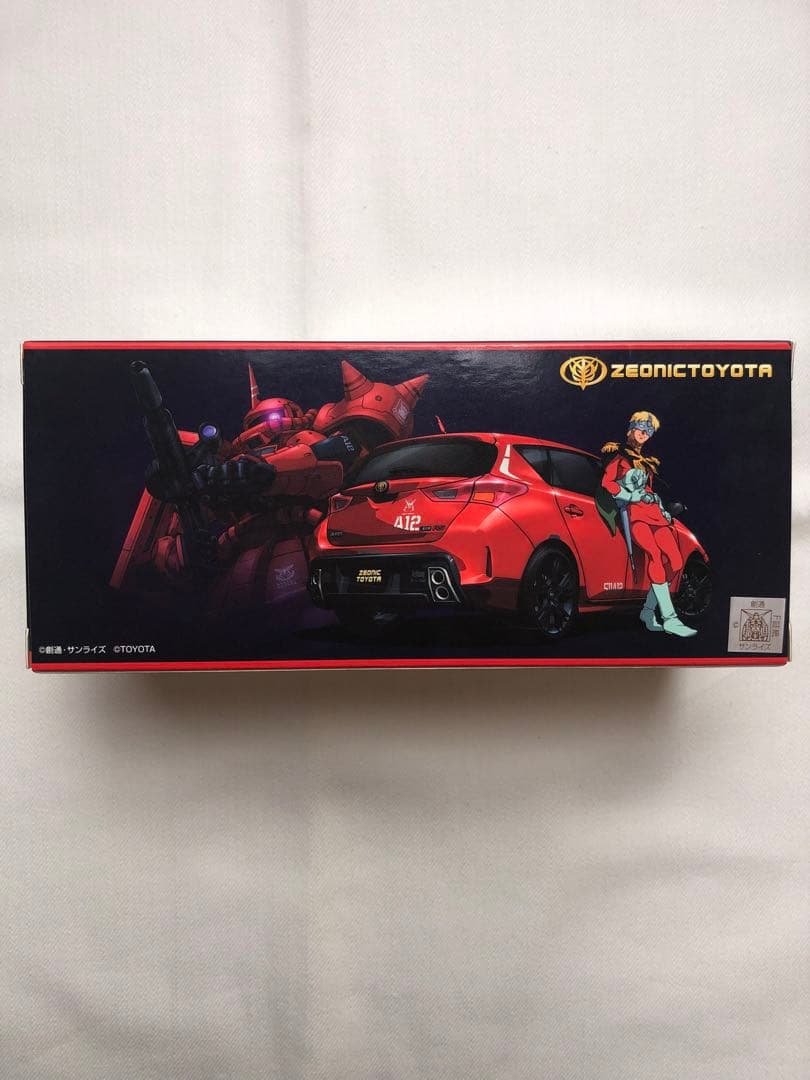 ジオニックトヨタ　シャア専用オーリス1/30 MS-186H-CA