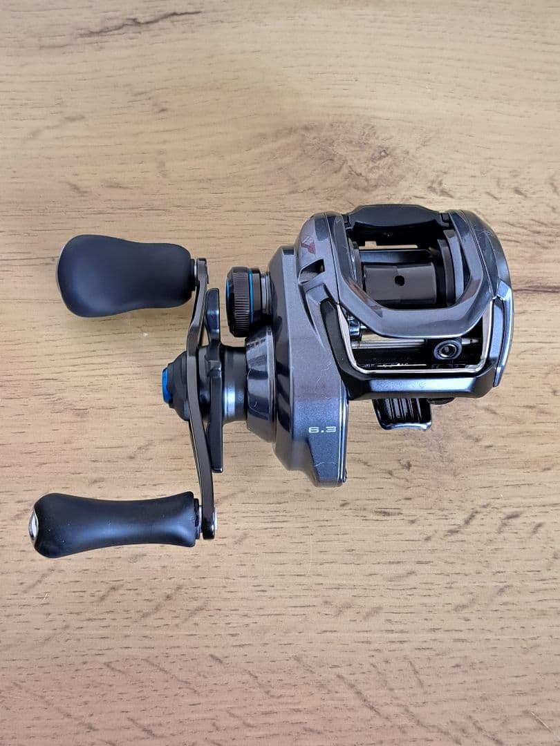 ★お盆特価★【新品同様】シマノ 24 SLX 70 右ハンドル