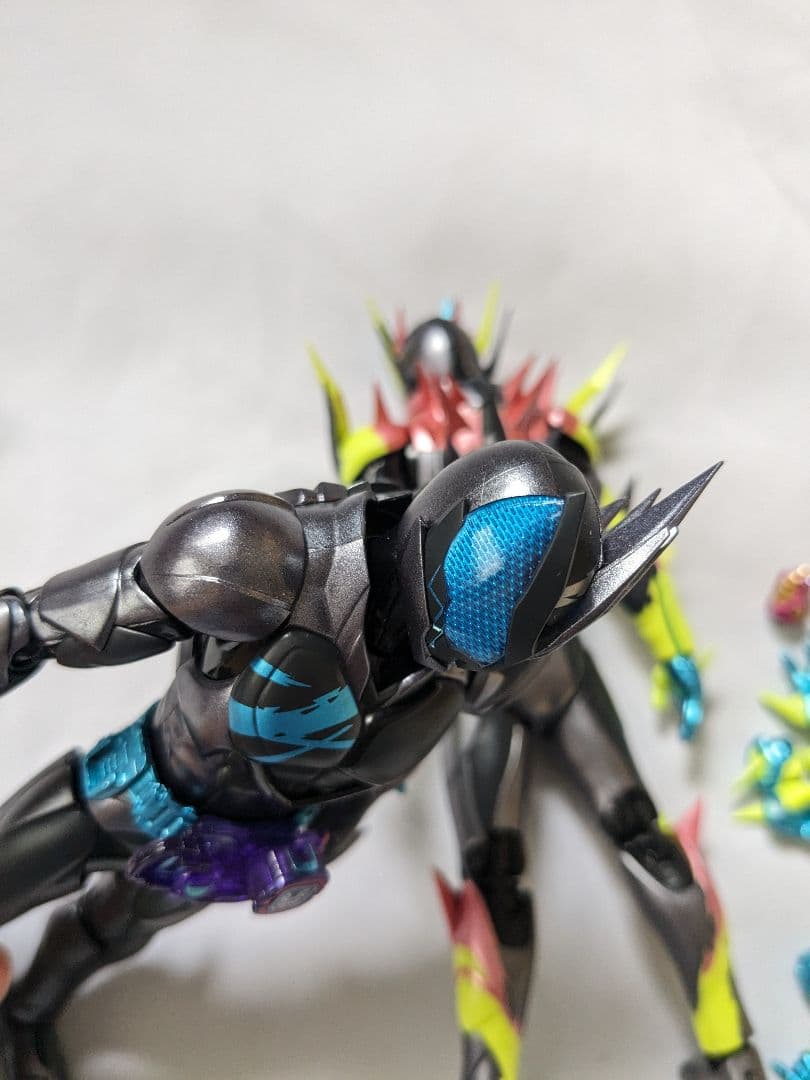 おまけ付き 仮面ライダーリバイス ジャックリバイス サンダーゲイル