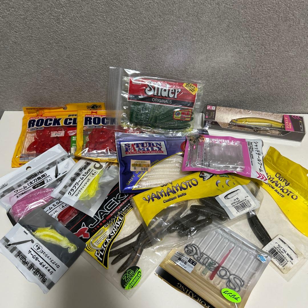 釣り　まとめ売り　ルアー　ワーム　ヘッドライト　エアポンプ　偏光サングラス