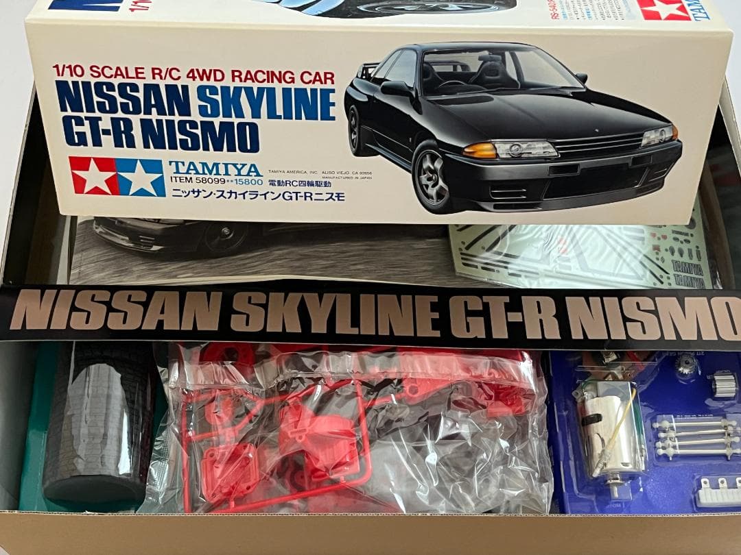タミヤ 1/10 電動RC NISSAN SKYLINE GT-R NISMO