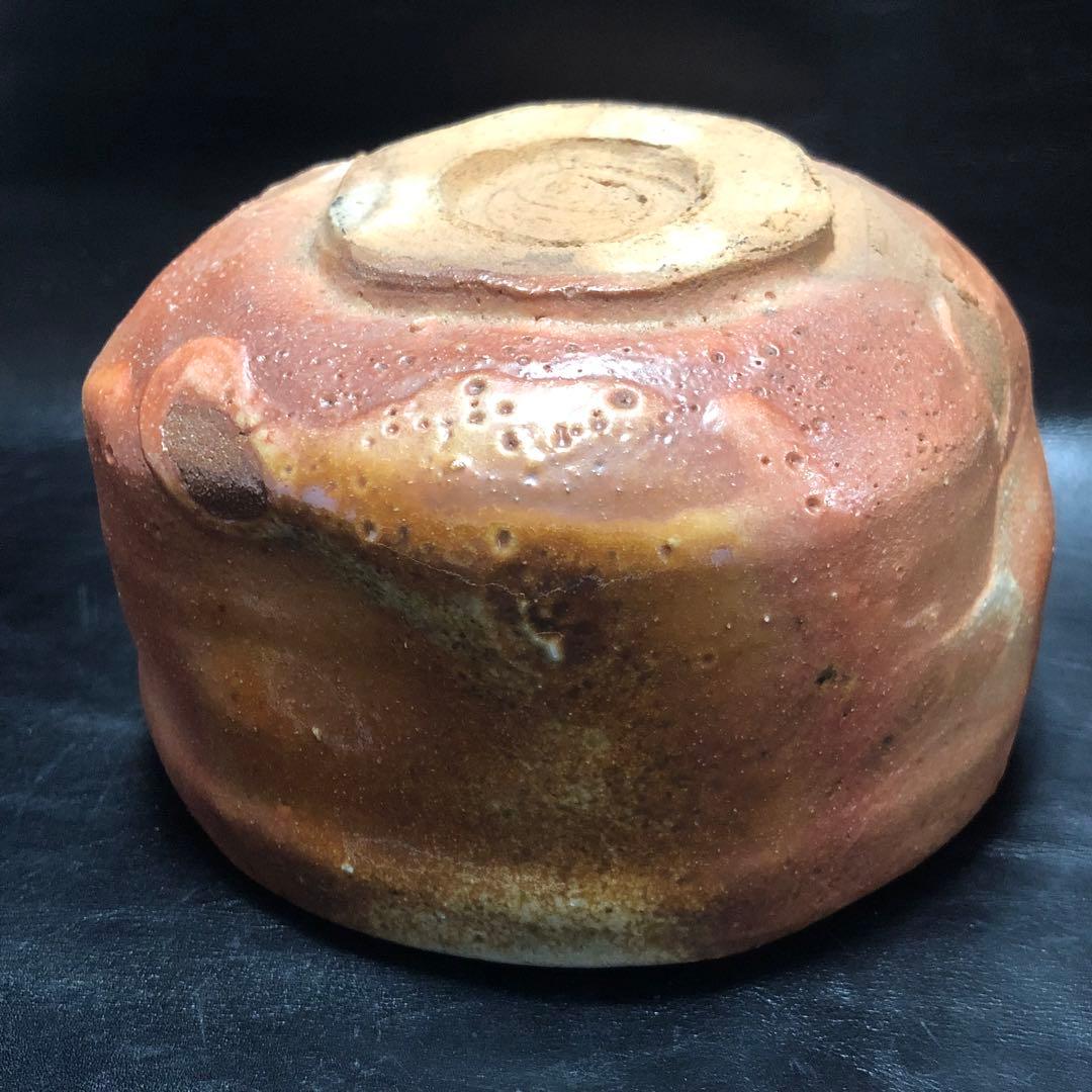 究極の美◼️蔵から複雑に隆起したかなり雰囲気の良い抹茶茶碗が出て来ました。古美術