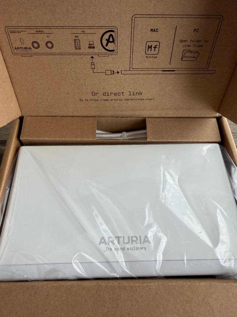 Arturia アートリア MiniFuse1 ホワイト