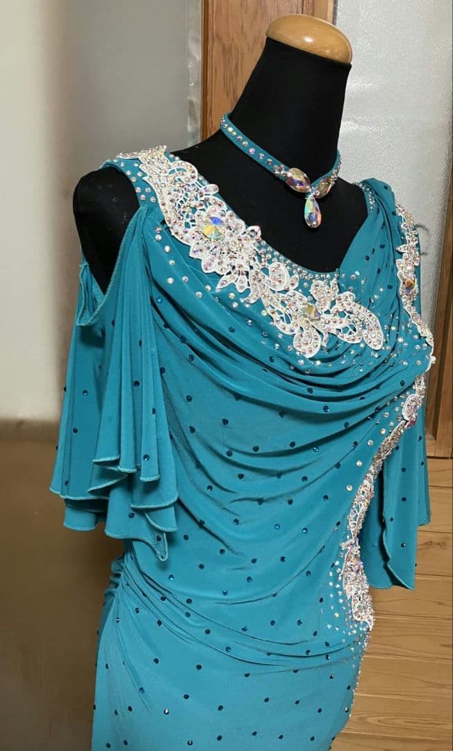 社交ダンス　ラテンドレス　美品