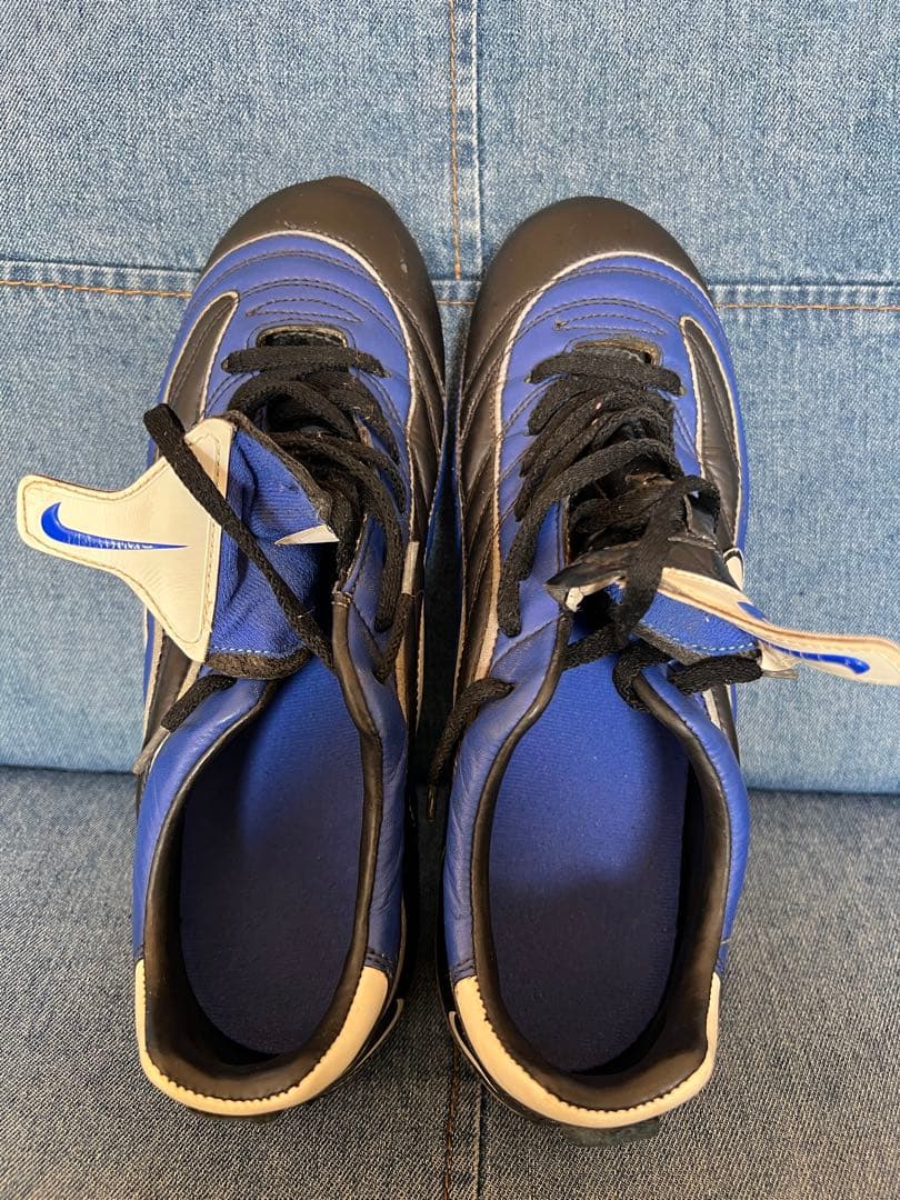 NIKE マーキュリアル