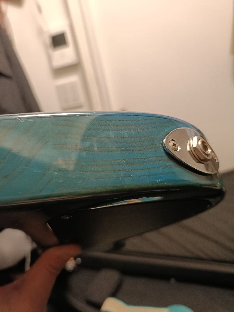 ATELIER　Z　J-NOTE ６弦ベース　　BASS