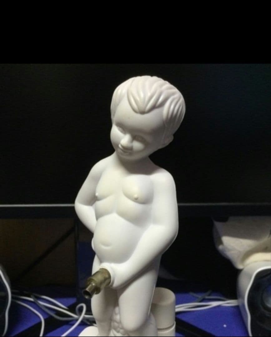 ★早い者勝ちSALE ！★超レア 小便小僧 電動ドリンクディスペンサー