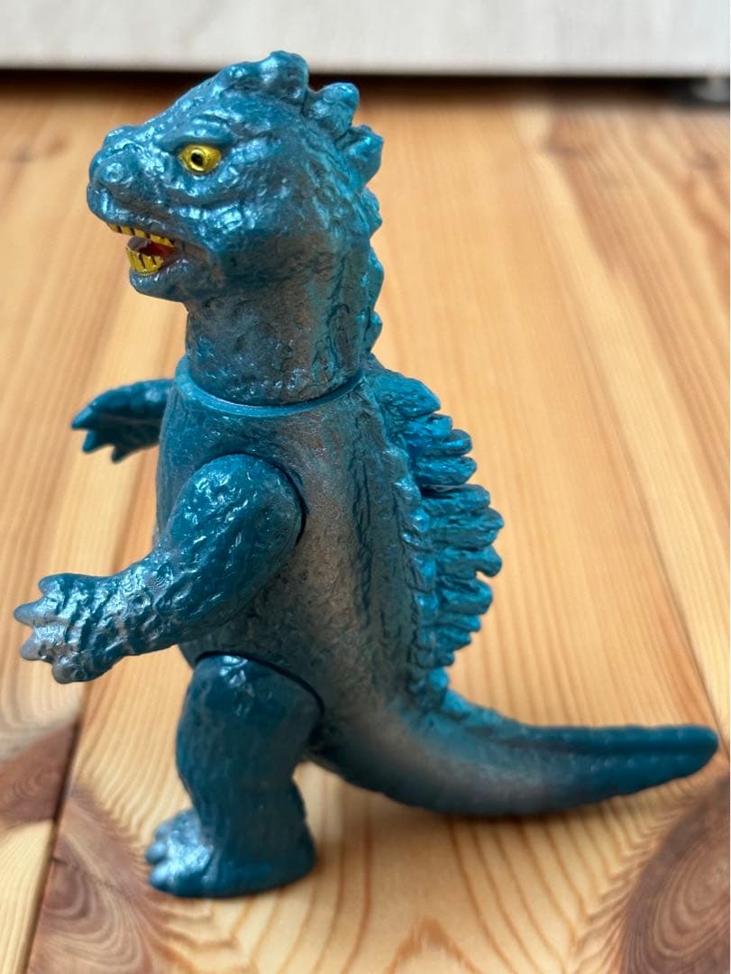 M1号　ゴジラ　ミドルサイズ