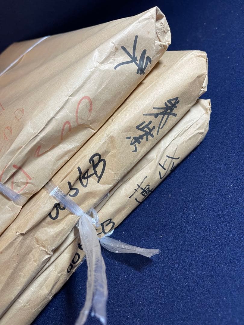 【墨研】唐古紙◆新民牌 精製 尺八屏 洒金 洒銀 三反◆未使用◆中国紙 宣紙