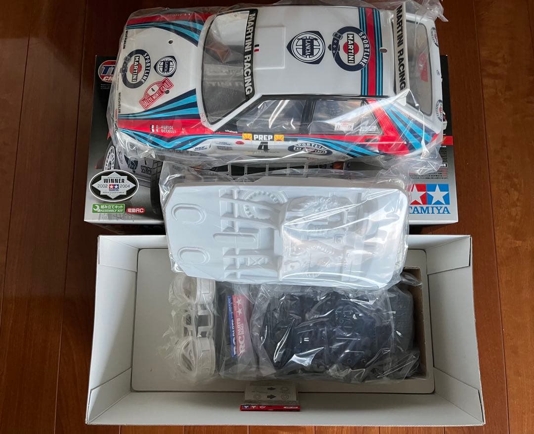 タミヤ　ランチアデルタ1/10 ラジコン 完成ボディ　TT-01