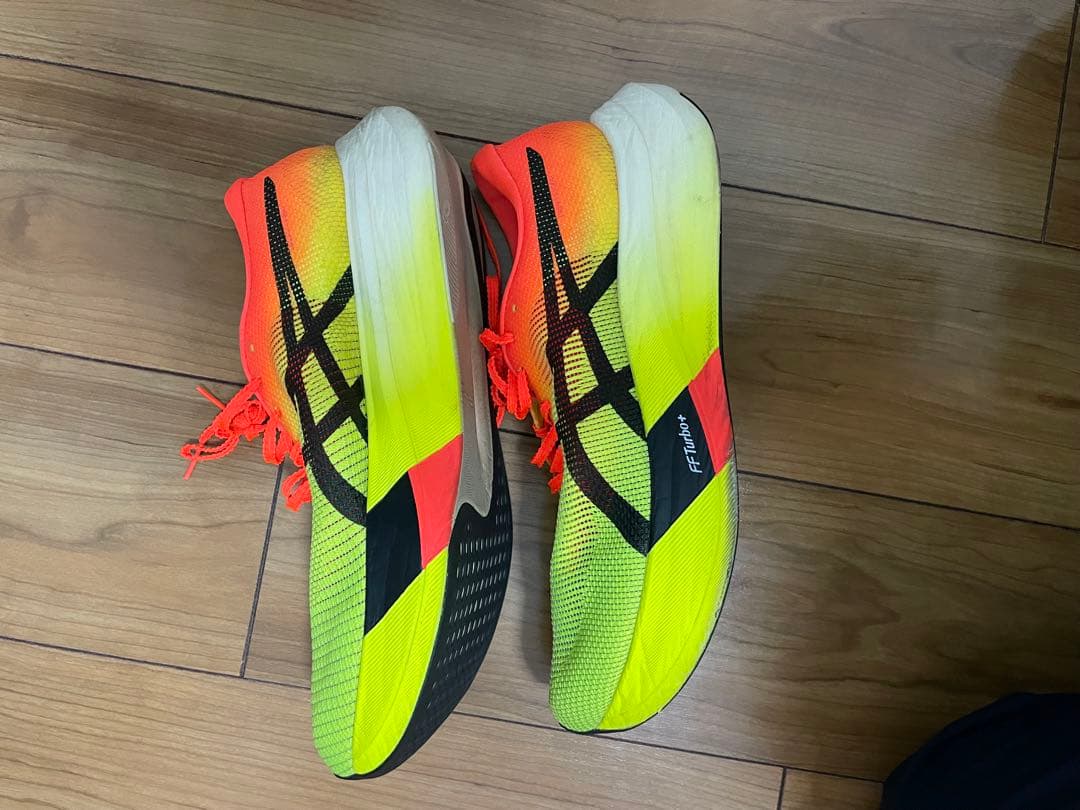 ASICS SPEED EDGE PARISランニングシューズ 28cm