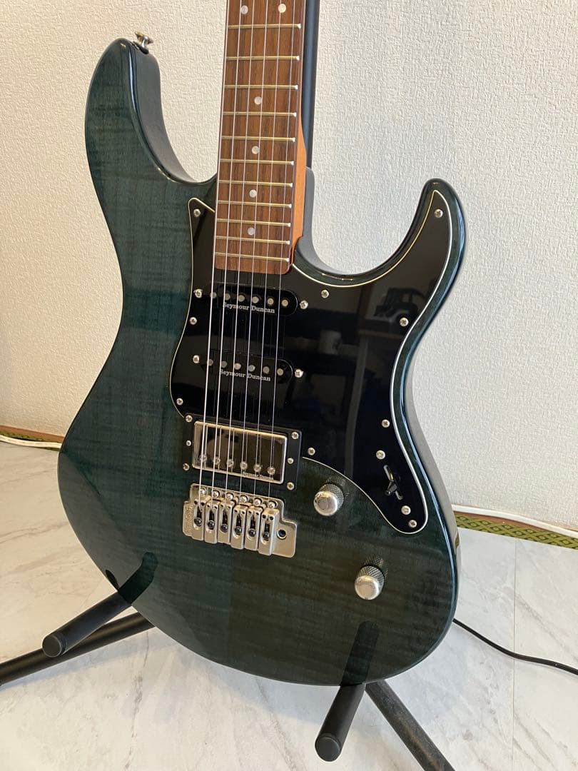 （Desman Artadewa）YAMAHA PACIFICA 612