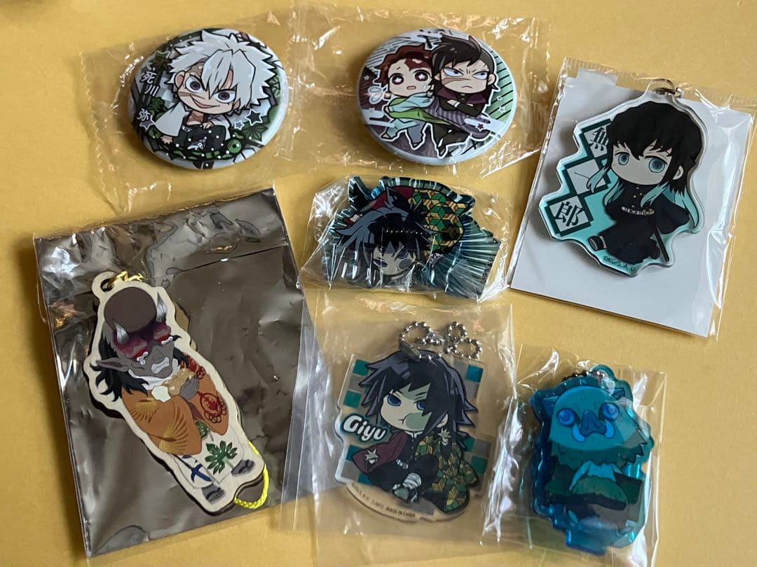 鬼滅の刃　アクリル製品　缶バッジ　グッズ　無一郎　冨岡義勇　不死川　まとめ売り