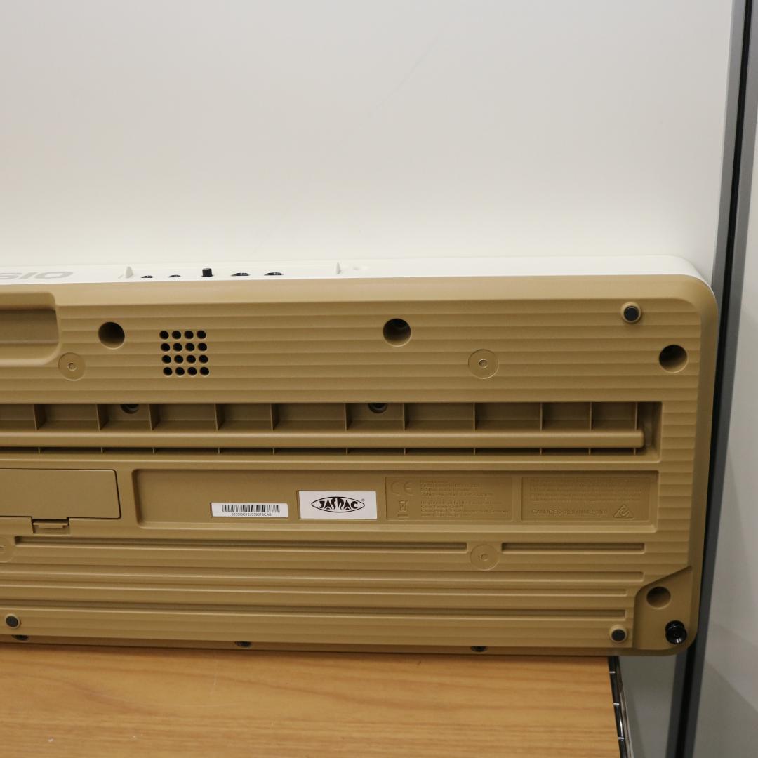 美品 CASIO 電子ピアノ 光ナビゲーション LK-526 2022年製