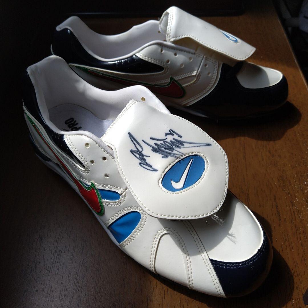 清原和博　直筆サイン入りスパイク　西武ライオンズ　読売ジャイアンツ　巨人