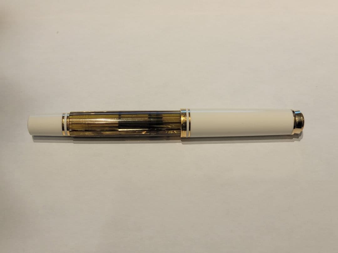 筆記具 PELIKAN Souveran M400 White Turtoise OM