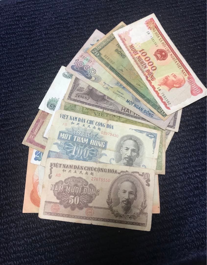 ベトナム 2ドン 切手シート ホーチミンベトナム切手　竹紙　加刷　レア切手