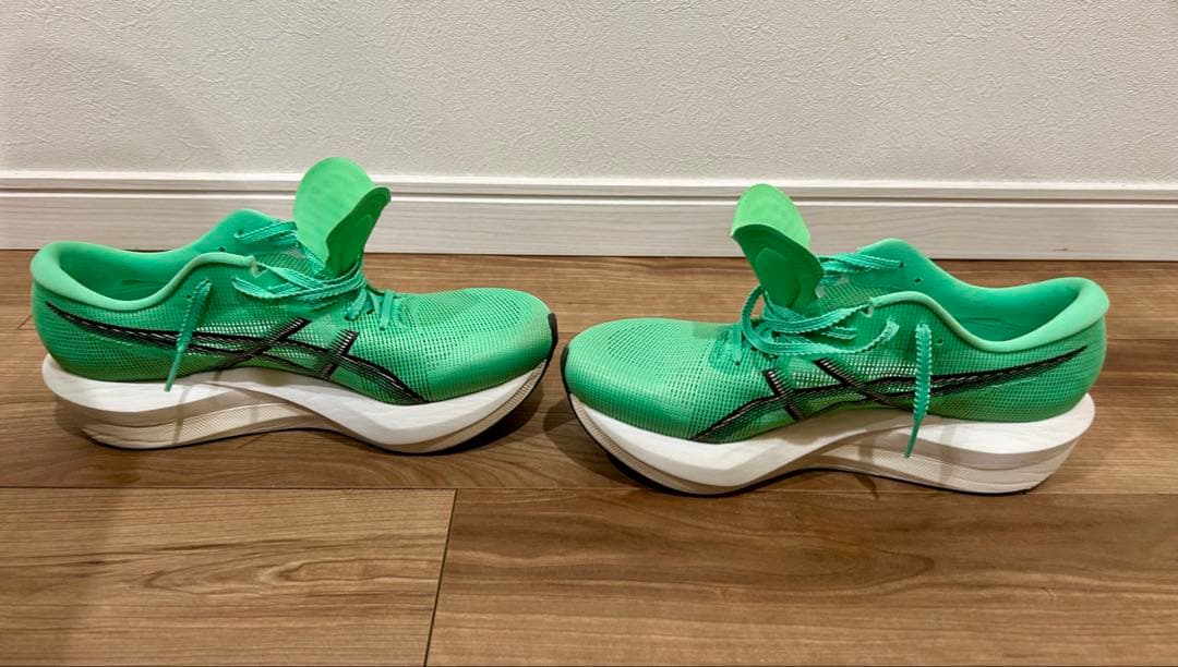 アシックス　マジックスピード5 26.0cm