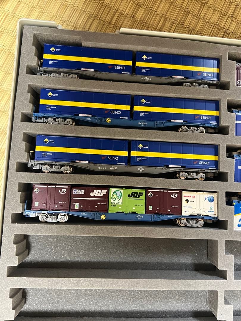 Nゲージ　西濃運輸　カンガルーライナーSS60再現編成セット(全車TOMIX)