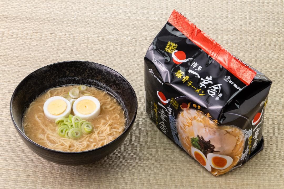 大人気 袋・一幸舎監修豚骨ラーメン　5食＊18袋 90食分 1食分￥150