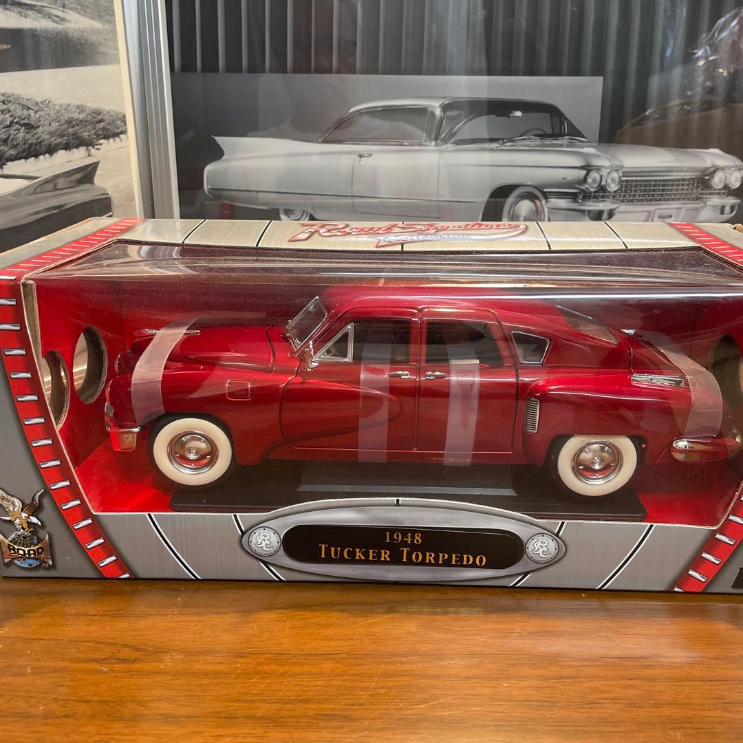 新品未開封　1948 Tucker TORPEDO美品です1／18