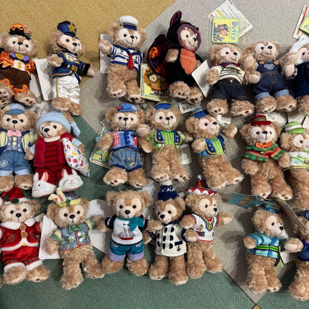 ダッフィー　ぬいぐるみバッジ　35体セット