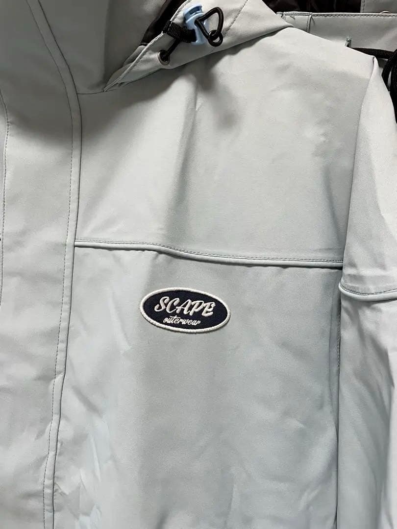 超美品 SCAPE エスケープ スノーボード ウェア 上下セット
