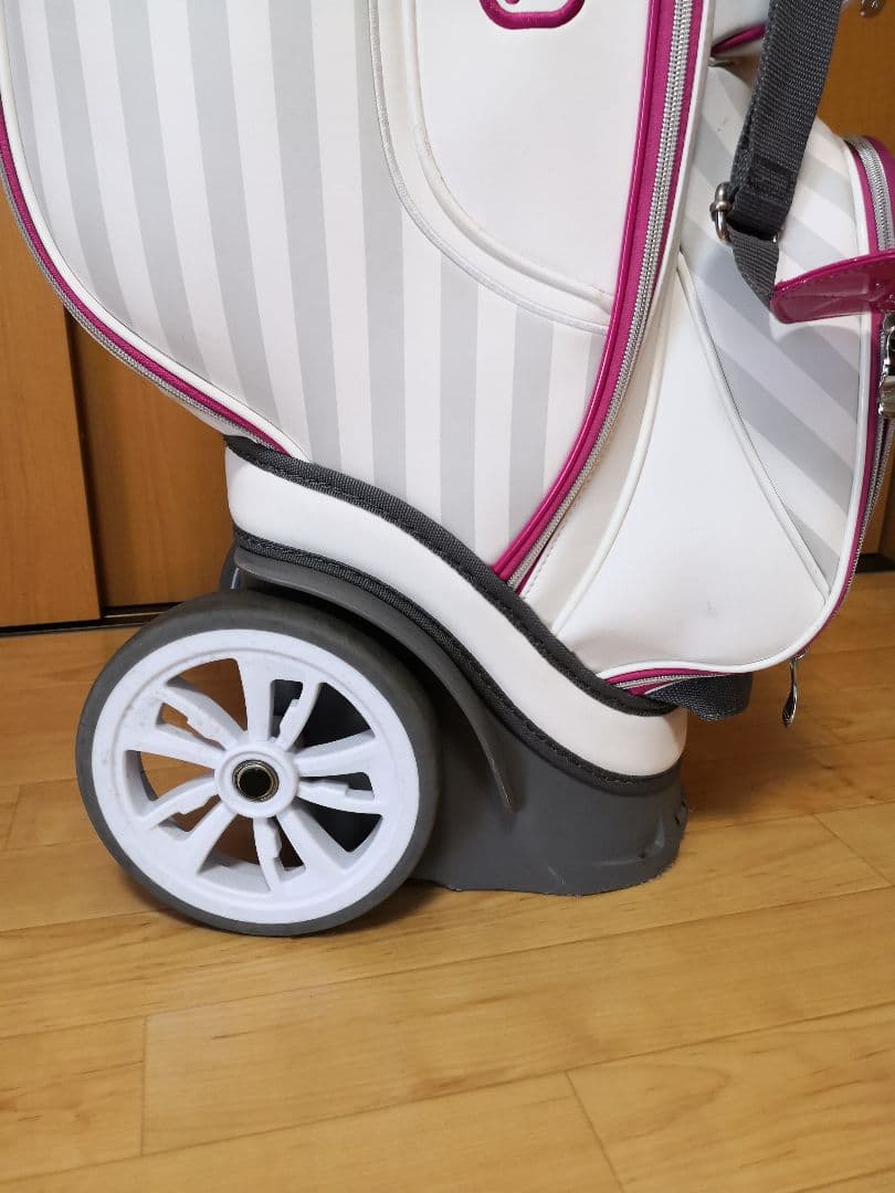 希少 レア⛳️新品 PING ピン キャスター付きキャディバッグ　ピンク