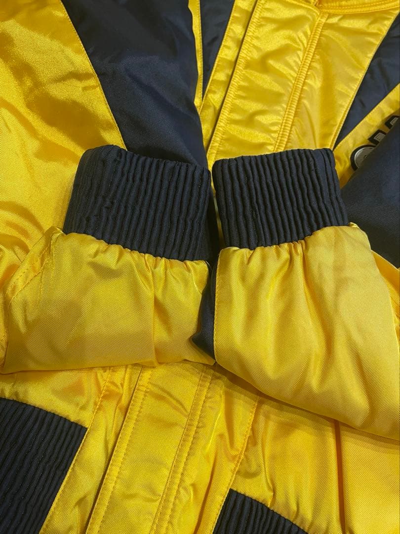 読売巨人ジャイアンツスタジャン　ブルゾン