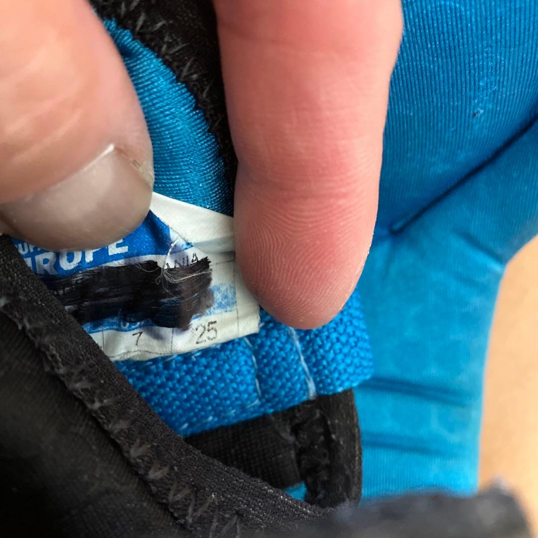 サロモン　クロスカントリースキーブーツ