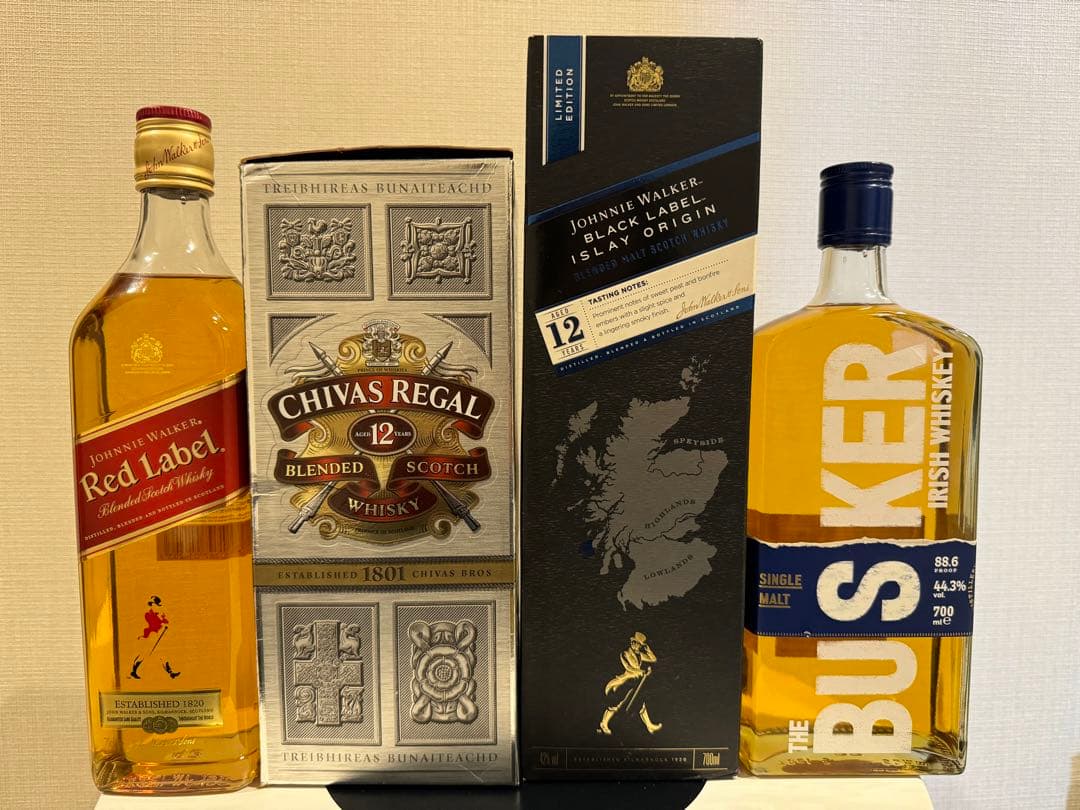 ウイスキー4本セット　お得セット　ジョニーウォーカー　シーバスリーガル　バスカー