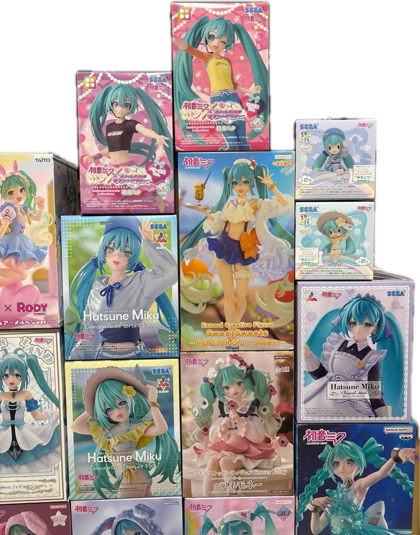 初音ミク　フィギュア　まとめ売り①　23体