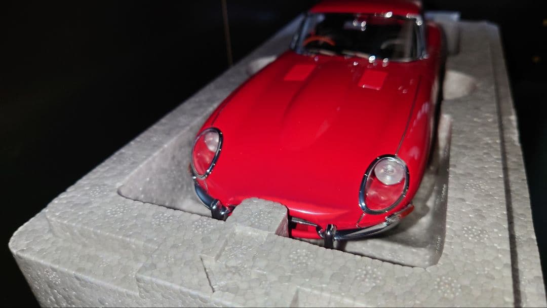 autoart 1/18 ジャガー e-type シリーズ1 ロードスター