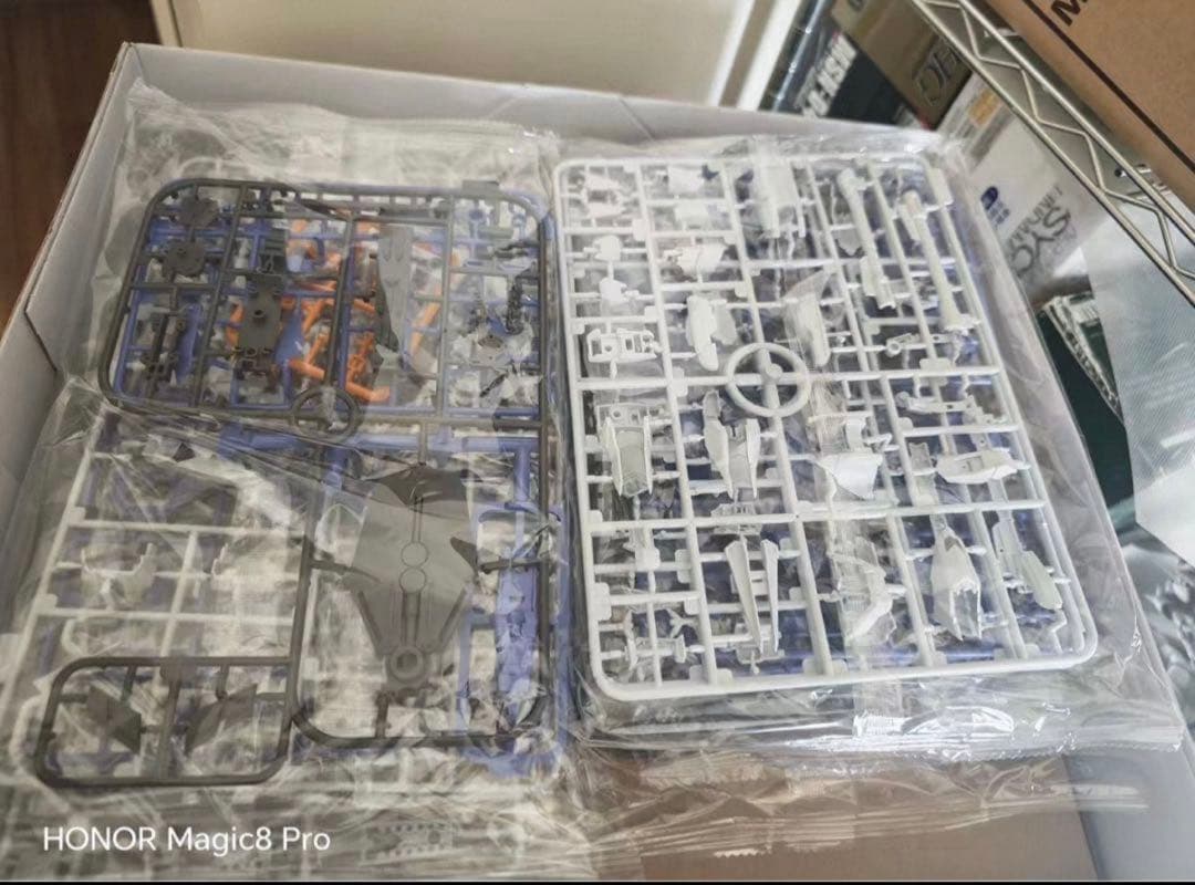 【海外製モデル】【新品未開封】Hi-νガンダム　MG メタル内部フレーム