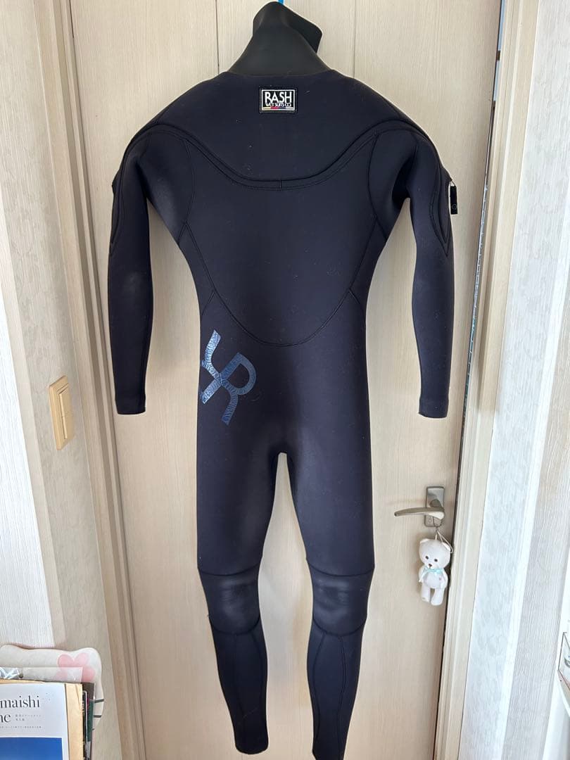 RASH ウェットスーツ　セミドライ　ブラックエディション　上位モデル　6ミリ
