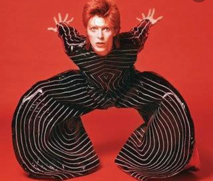 能登半島地震David Bowie アートプレート