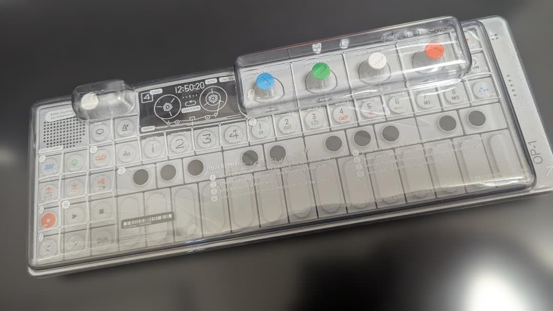 OP-1 アナログシンセサイザー ホワイト