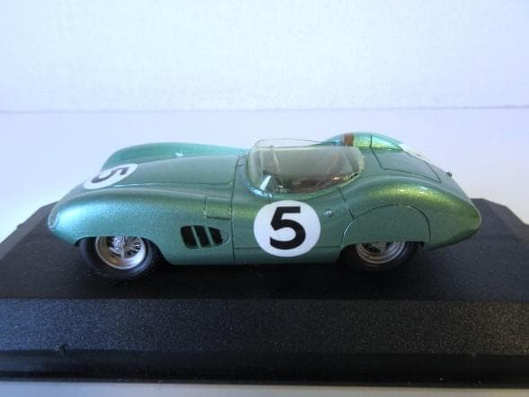 特価 Starter (1/43) アストンマーチン DBR1