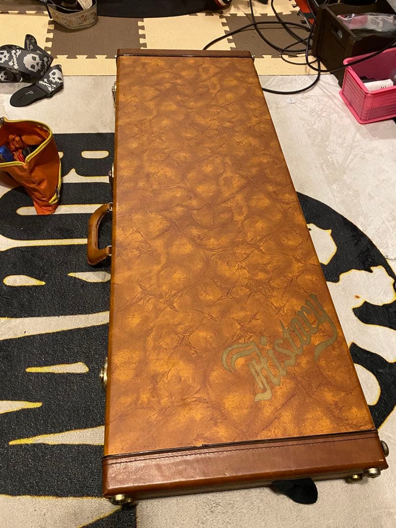 超激レア　history アルミボディ　ギター