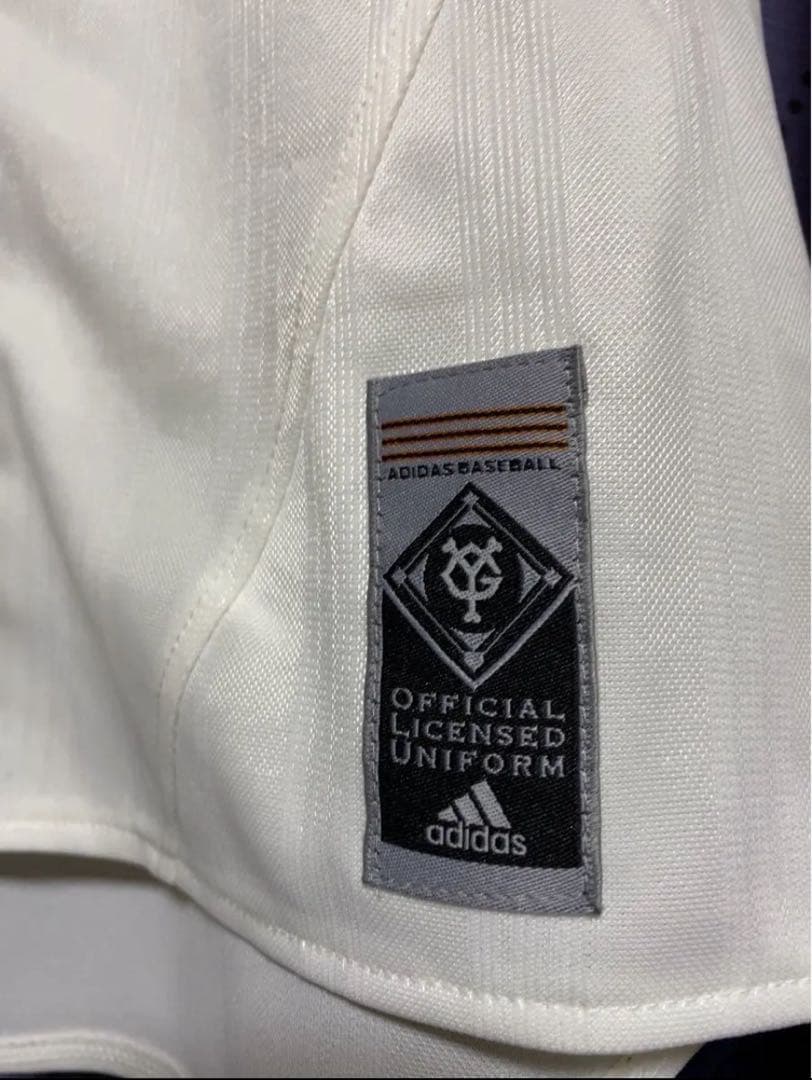読売ジャイアンツ　ユニフォーム adidas製　坂本勇人選手　名球界記念
