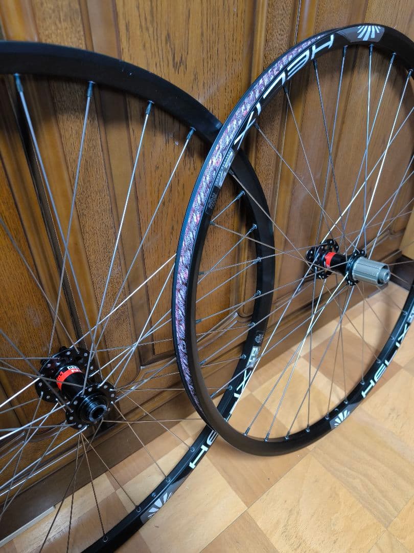 SUN Ringle Helix TR25 ホイールセット Novatecハブ