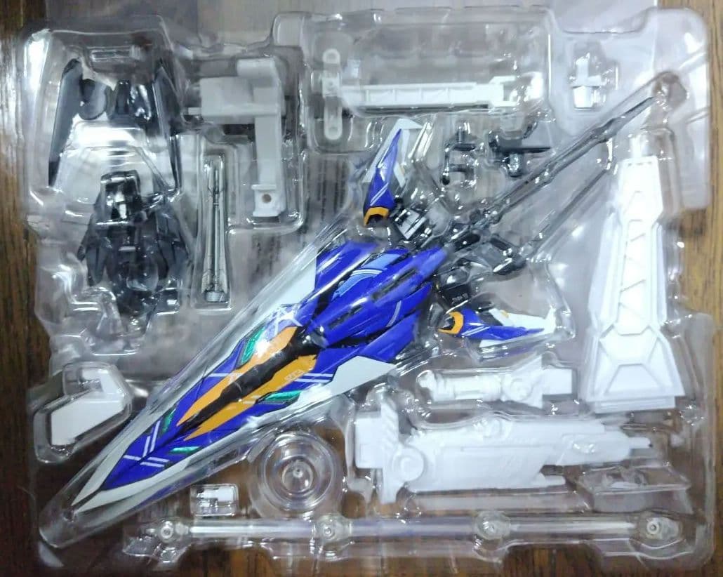 L BUILD ガンダムアストレイ ブルーフレームセカンドリバイ　開封