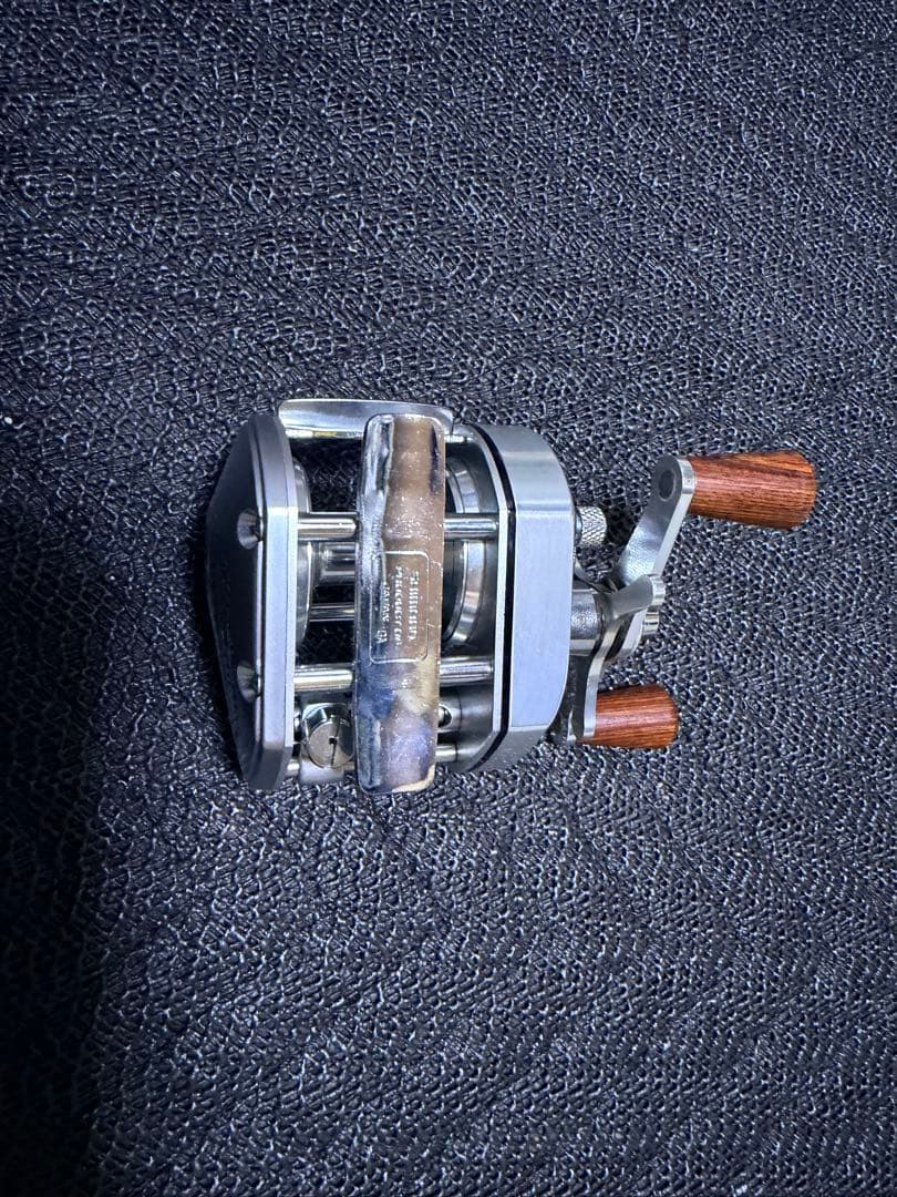 Bantam 200 ベイトリール