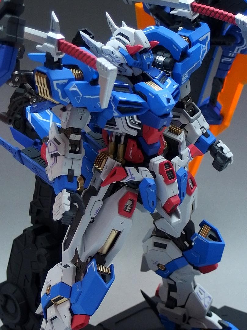 あ*ら様 HiPlay 1/100 EDDAS ヴァルキリー塗装済完成品 海外製