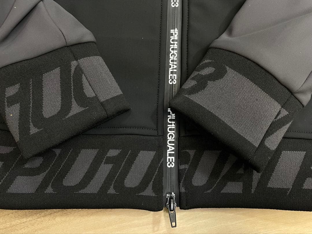 ウノピゥウノウグァーレトレ　TRACK JACKET セットアップ　Sサイズ