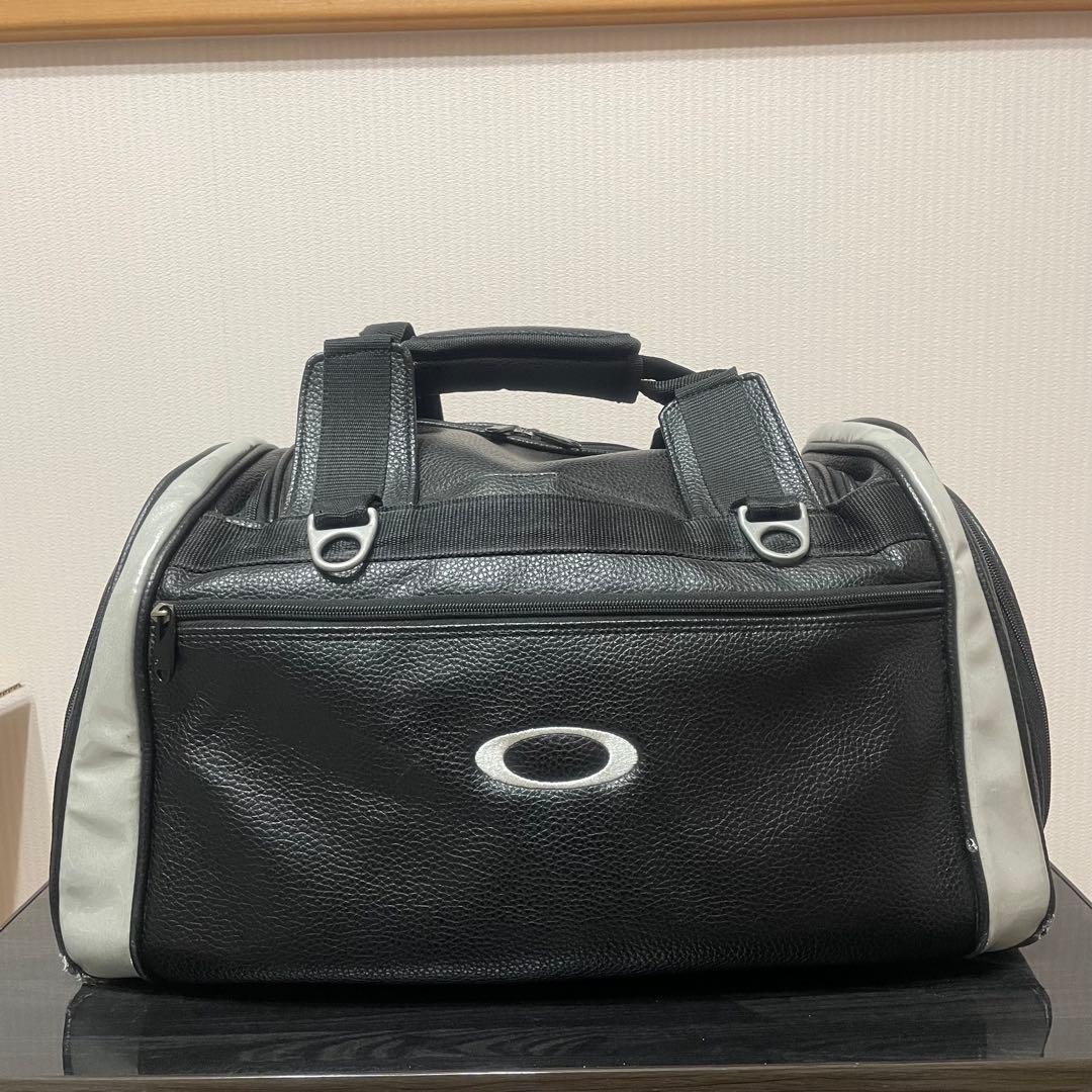 Oakley オークリー　ゴルフバッグ　ボストンバッグ　レザー　ブラック　刺繍
